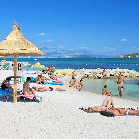 Triple 13102b Gostinjska kuća Trogir